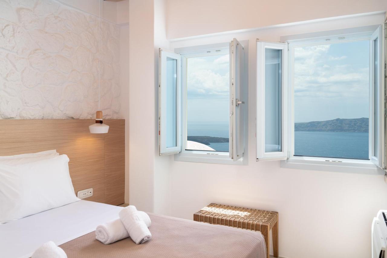 Airth Santorini Suites Firostefani Exterior foto