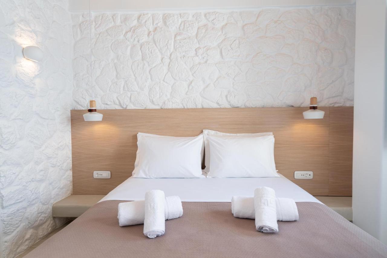 Airth Santorini Suites Firostefani Exterior foto