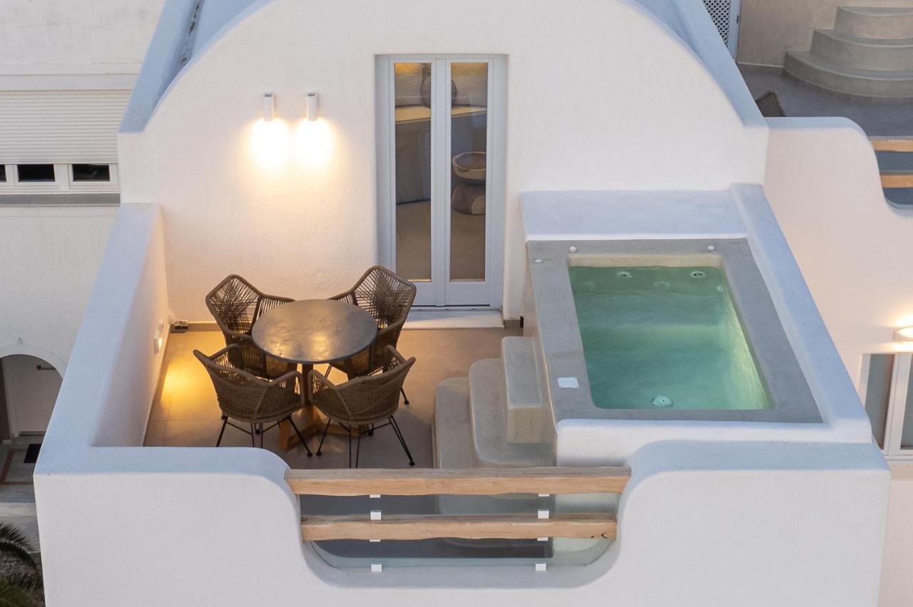Airth Santorini Suites Firostefani Exterior foto